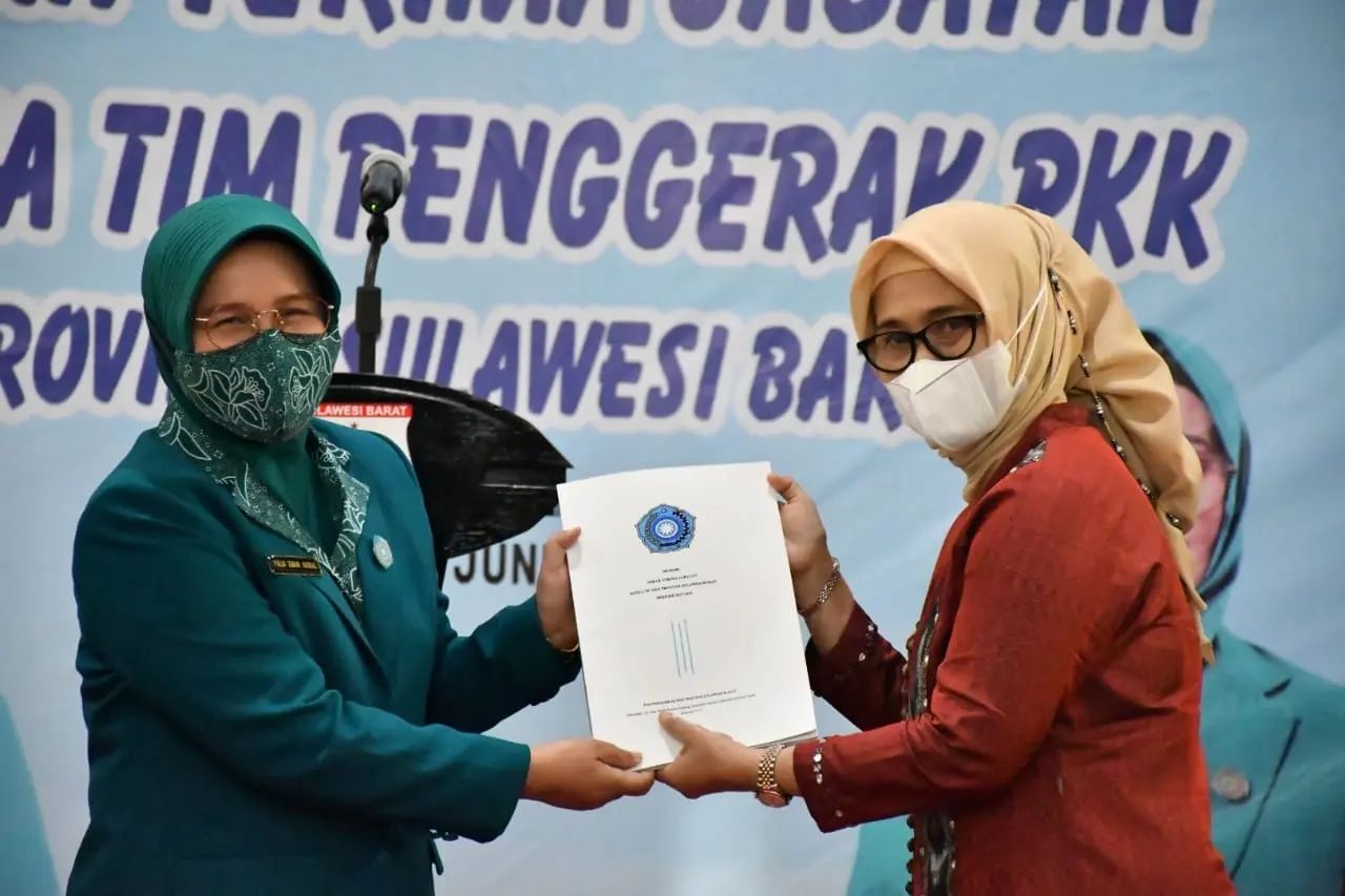 Sertijab Ketua TP PKK Sulbar, Akmal Minta Kerja Sama OPD Atasi Stunting dan Pernikahan Dini